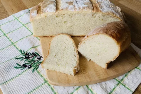 Kruh s krompirjem / Foto: Erika Jesenko