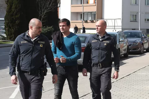 Borisu Makariću so na kranjskem sodišču ponovno izrekli varnostni ukrep obveznega psihiatričnega zdravljenja in varstva v zdravstvenem zavodu. / Foto: Gorazd Kavčič, arhiv Gorenjskega glasa