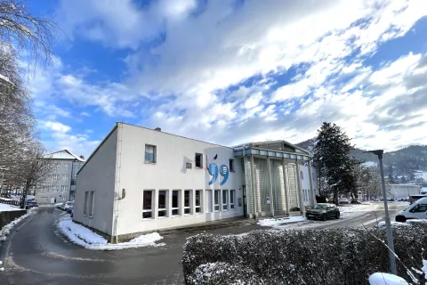 Knjižnica Franceta Balantiča Kamnik bo dobila dodatne prostore, objekt pa bo energetsko saniran. / Foto: Ale&scaron; Senožetnik