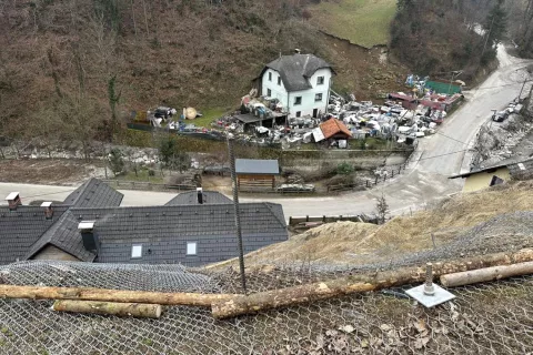 Sanacija plazov poteka s polno paro. / Foto: Občina Kamnik