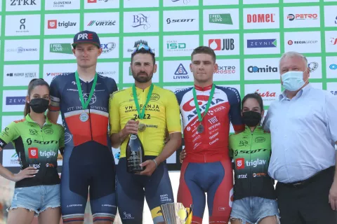 Zmagovalci VN Kranja, Andrea Peron, Tomas Barta, Tilen Fink&scaron;t / Foto: Gorazd Kavčič