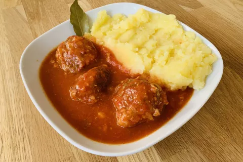 Čufti, pripravljeni v pečici / Foto: Erika Jesenko