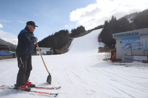 priprava proge Alpsko smučanje Svetovni pokal Kranjska Gora Vitranc 2024 Podkoren vremenske razmere odpoved veleslalom Janez Šmitek / Foto: Gorazd Kavčič