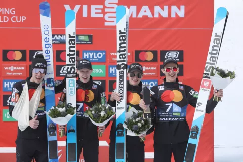 začetek skakalni vikend v Planici zaključek skakalne sezone svetovni pokal letalnica otroci zavarovalnica triglav smučarski skoki SLOSKI Planica / Foto: Gorazd Kavčič