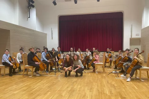 Violončelisti Glasbene šole Škofja Loka. / Foto: Arhiv šole