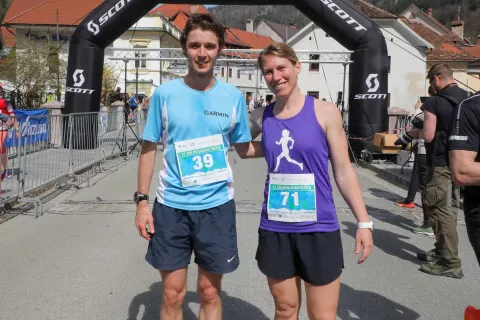 Tek po ulicah Tržiča Tržič člani zmagovalca Karmen Klančnik Pobežin in Jure Lapajne / Foto: Tina Dokl