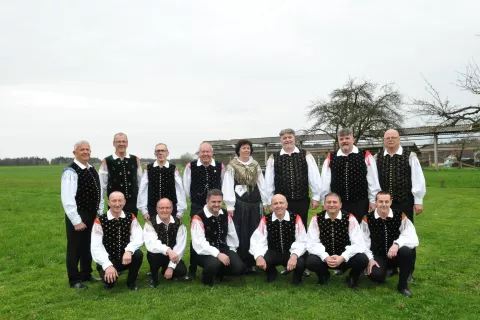 Vokalna skupina Kokr'čan praznuje 30 let delovanja. / Foto: Arhiv Kokr'čan