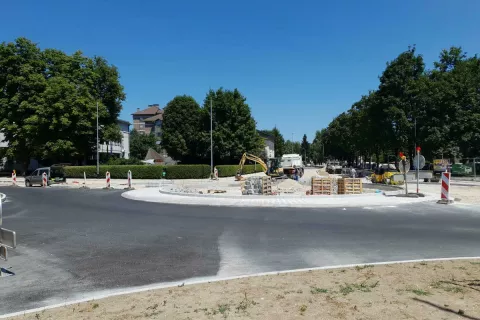 Gradnja kroži&scaron;ča v sredi&scaron;ču Domžal