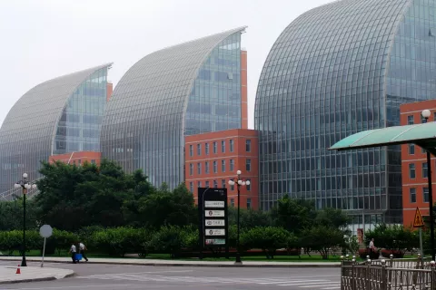 Tehnološko razvojno območje v kitajskem mestu Tianjin na fotografiji iz leta 2004. V takih »valilnicah« se je »zlegel« kitajski tehnološki čudež. / Foto: Wikipedija