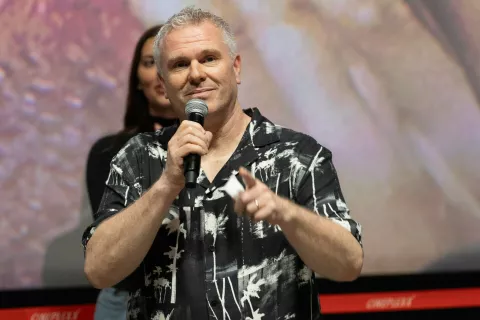 Miha Deželak alias Deželak junak bo prisoten na vseh dobrodelnih projekcijah. / Foto: Arhiv Radia (otton Zajec)