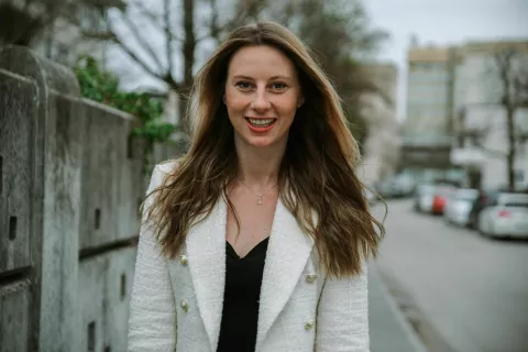 Škofjeločanka Zala Tomašič je z 28 leti postala najmlajša slovenska evropska poslanka. / Foto: osebni arhiv