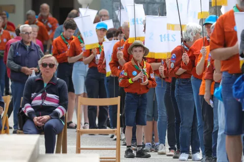 56. narodno romanje bolnikov, invalidov in ostarelih na trgu pred baziliko Marije Pomagaj Brezje / Foto: Tina Dokl