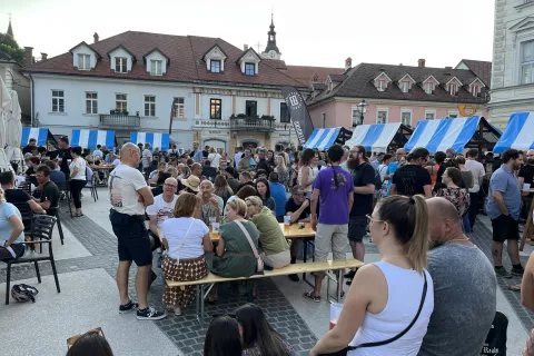 Kam na pir, Kamnik, Kul petek / Foto: Aleš Senožetnik