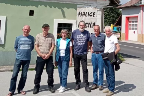 Uredniški odbor Radia Bitnje danes: Božo Oman, Rado Nadižar - Rafo, Marjeta Kodrič Prevoršek, Drago Kodrič - Koca, Janko Proj in Franci Blažir - Blžk / Foto: arhiv Janka Proja / Foto: 