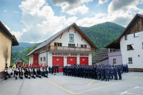 Za nov gasilski dom so si selški gasilci prizadevali vrsto let. / Foto: arhiv PGD Selca/Janez Tolar / Foto: 