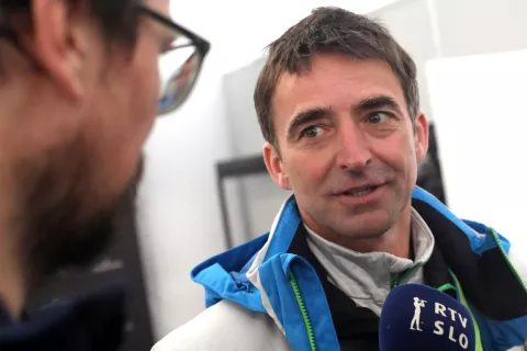 Franci Petek z zanimanjem spremlja svetovno prvenstvo. / Foto: Gorazd Kavčič / Foto: 