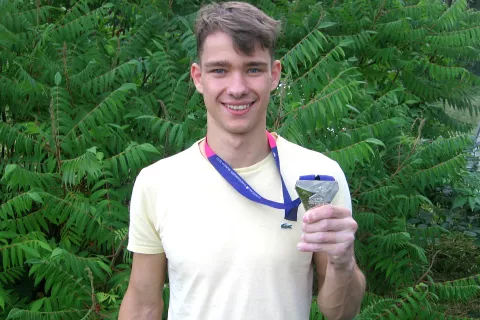 Med uspehi Luke Potočarja v letu 2022 je tudi srebrna medalja z evropskega prvenstva v težavnosti. / Foto: Matjaž Klemenc / Foto: 