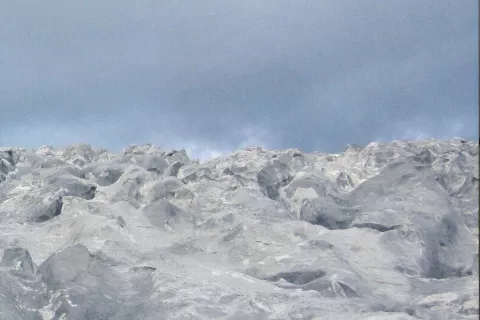 Staroverstvo v Sloveniji med religijo in znanostjo, več avtorjev, uredili Saša Babič in Mateja Belak, Založba ZRC, Ljubljana, 2022, 176 strani / Foto: 