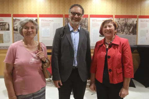 Božena Kolman Finžgar s svojo predhodnico Rezko Šubic Pleničar in naslednikom Markom Zupancem / Foto: Gorazd Kavčič / Foto: 