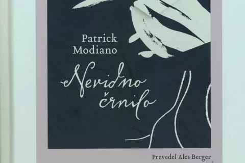 Patrick Modiano, Nevidno črnilo, prevedel Aleš Berger, Mladinska knjiga, Ljubljana, 2022, 128 strani / Foto: 