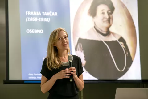 Biljana Ristić je odstrla marsikatero tančico z življenja Franje Tavčar. / Foto: Primož Pičulin / Foto: 