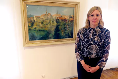 Katarina Dajčman v Kamniku predstavlja znanega slikarja in grafika Božidarja Jakca. / Foto: Igor Kavčič / Foto: 