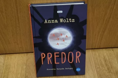 Knjiga predor / Foto: Igor Kavčič