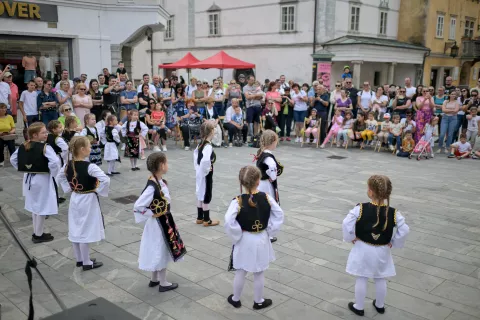 Mladi folkloristi / Foto: Dragan