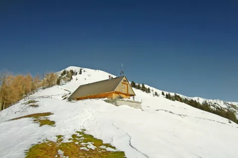 Koča na planini Dovška Rožca / Foto: Jelena Justin / Foto: 