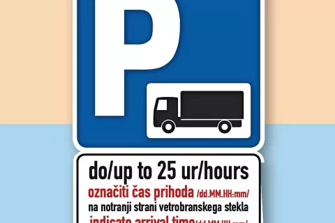Znak, ki omejuje čas parkiranja težkih vozil na največ 25 ur / Foto: arhiv Darsa / Foto: 