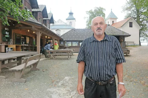 Boris Kurent: »Z mopedom do Stražišča, naprej pa seveda peš.« / Foto: Igor Kavčič / Foto: 