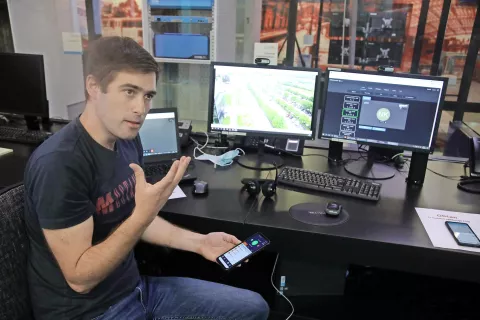 V Iskratelu so predstavili primere uporabe sodobnih tehnologij pete generacije za izvedbo dispečerskih storitev na področju javne varnosti, zaščite in reševanja. / Foto: Gorazd Kavčič / Foto: 