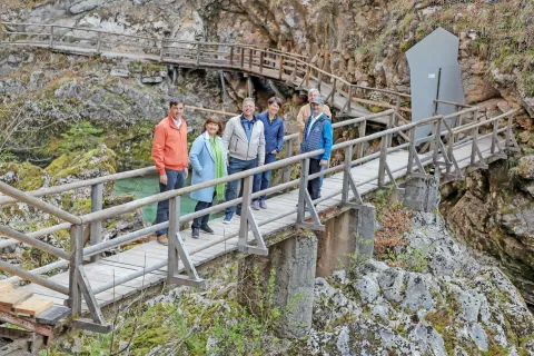 V soteski Vintgar, ki jutri odpira vrata za obiskovalce, so predstavili novosti v letošnji sezoni. / Foto: Tina Dokl / Foto: 