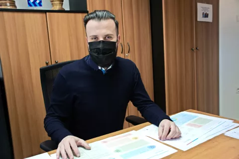 Matej Osolnik, nosilec projekta participativnega proračuna v medvoški občini, je pojasnil, da imajo občani do 7. maja priložnost, da predlagajo projekte, ki bi izboljšali kvaliteto bivanja v skupnosti.  / Foto: 