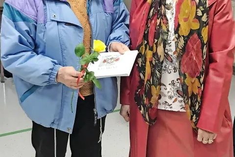 Vodja krožka vezilj Katarin Mira Zupan in predsednica KUD Zasip Bled Dragica M. Sternad Kenda / Foto: arhiv društva / Foto: 