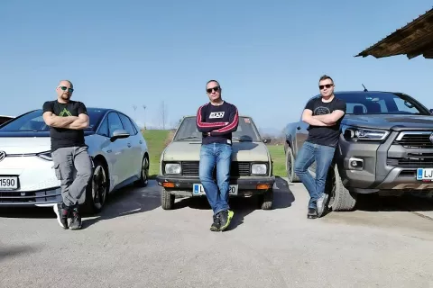 Avtomobilski »trije mušketirji«: Anže Jereb, Matej Mihinjač in Iztok Krajnc / Foto: arhiv Kanala A / Foto: 