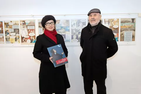 Magda Zore in Jože Trobec nam Prešerna predstavljata v stripu, v teh dneh tudi na razstavi v Prešernovi hiši. / Foto: Primož Pičulin / Foto: 