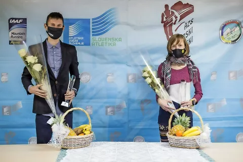 Slovenska gorska tekača leta 2020: Timotej Bečan in Mojca Koligar / Foto: Peter Kastelic, AZS / Foto: 