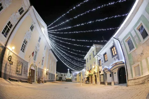 Ko nas greje spomin na lanskoletni decembrski vrvež, smeh in objeme ... / Foto: Gorazd Kavčič / Foto: 