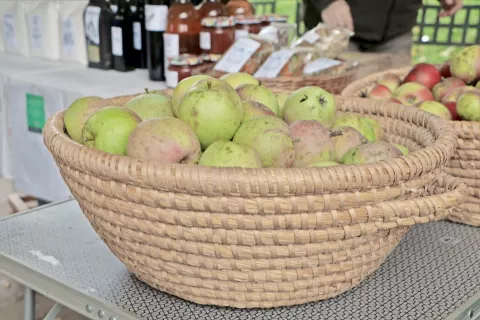 Od 28. decembra do vključno 4. januarja bodo znova odprte tržnice. / Foto: arhiv GG / Foto: 