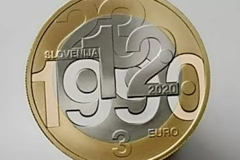 Zbirateljski kovanec (sprednja stran) ob trideseti obletnici plebiscita o samostojnosti in neodvisnost Slovenije / Foto: arhiv Banke Slovenije / Foto: 