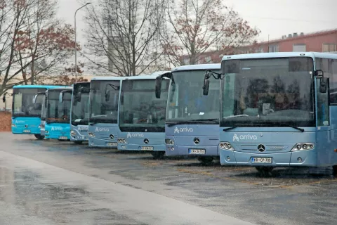 Od torka do 23. decembra se v omejenm obsegu znova vzpostavljajo javni prevozi. Fotografija je simbolična. / Foto: Gorazd Kavčič / Foto: 