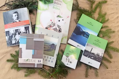 Knjige, ki sta jih novembra izdali Mohorjeva založba in Slovenska prosvetna zveza iz Celovca / Foto: 