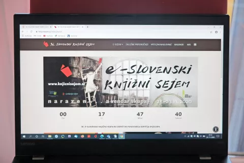 To jesen se tako kot večina kulturnega življenja tudi Slovenski knjižni sejem seli na splet. / Foto: 