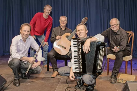 Glasbeniki Janez Gregorič, Arthur Ottowitz, Christian Filipič in Roman Pechman z organizatorjem koncerta Martinom Moschitzom / Foto: SPD Šentjanž / Foto: 