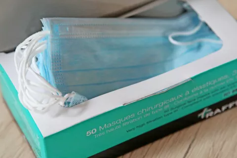 Uporaba zaščitnih mask ali druge oblike zaščite ustnega in nosnega predela obraza ni potrebna za otroke v vrtcih in učence v osnovnih šolah ter dijake v srednjih šolah, ko so v matičnem oddelku. / Foto: Gorazd Kavčič, arhiv Gorenjskega glasa / Foto: 