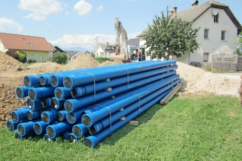 Na območju Občine Vodice poteka večmilijonski projekt gradnje kanalizacije. / Foto: Občina Vodice / Foto: 