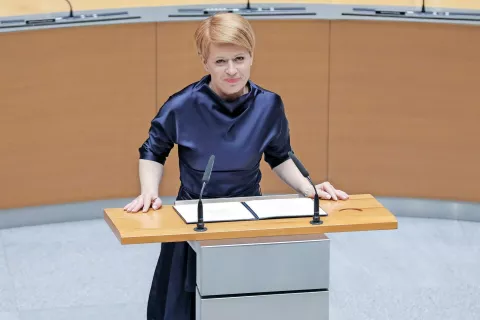 Predsednica DeSUS-a Aleksandra Pivec vztraja, da bo glasovanje o njeni zaupnici ponudila na izrednem kongresu stranke. / Foto: arhiv GG / Foto: 