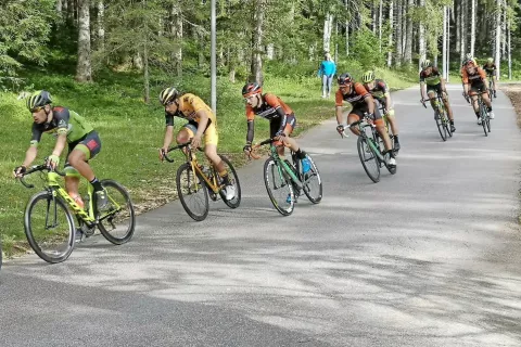 Vrhunec sobotnih tekmovanj na Pokljuki je bila dirka za naslove članskih prvakov v kriteriju. / Foto: 