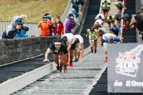 Luka Kovačič je uspe&scaron;no odbil vse napade že petič zapored, a pravi, da mu vedno bolj dihajo za ovratnik. / Foto: Sini&scaron;a Kanižaj